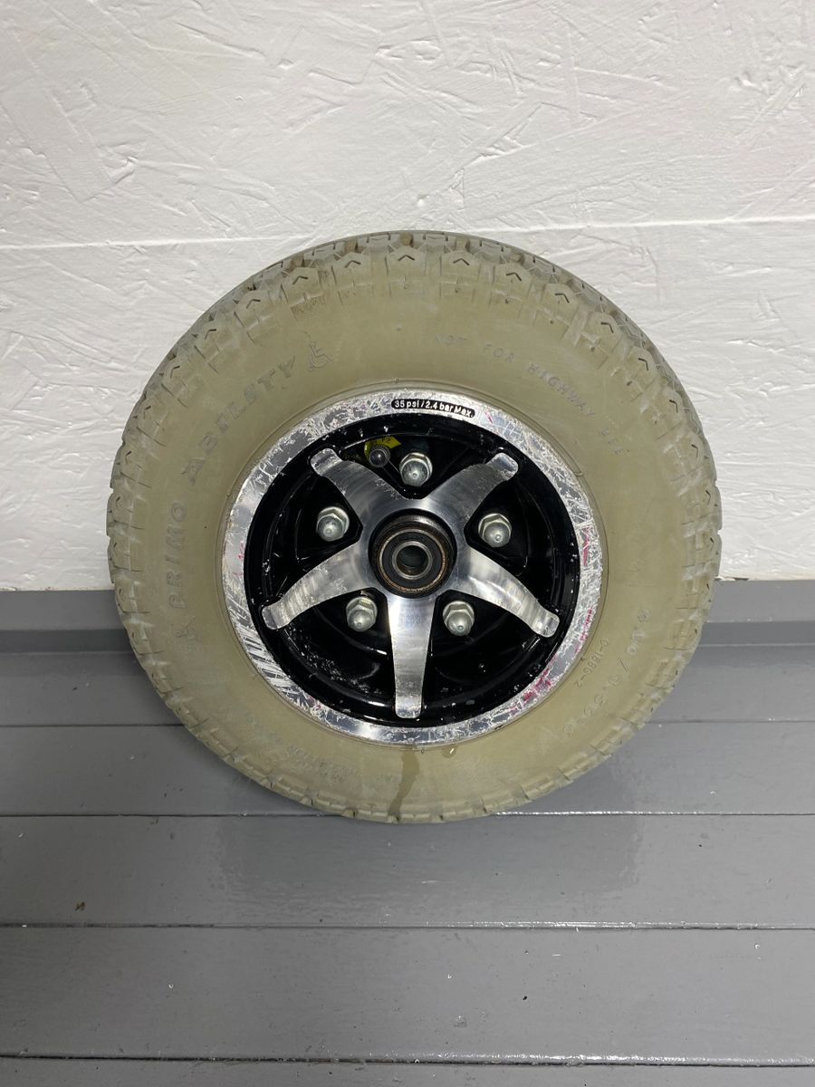 Pride Celebrity XL8 Wheel Front Wheel